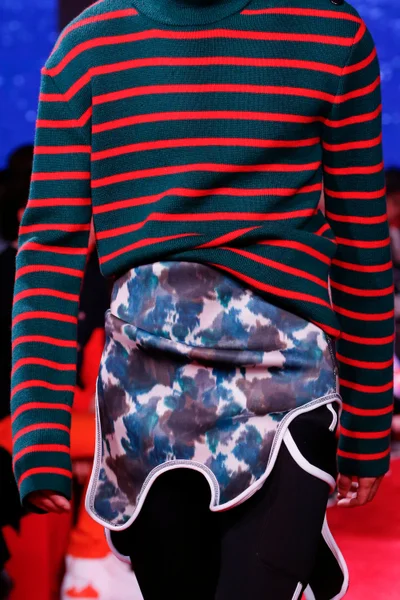 Look 8